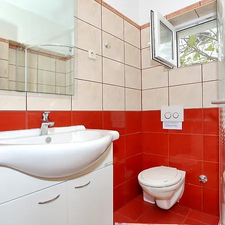 Frühstückspension Haus Josipa 3*