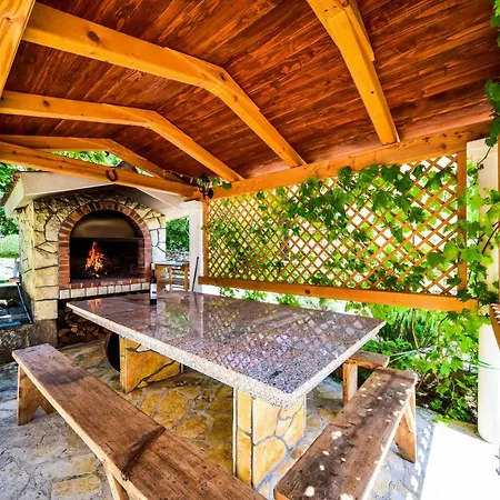 Haus Josipa Bed and breakfast