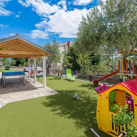 Bed & Breakfast Haus Josipa