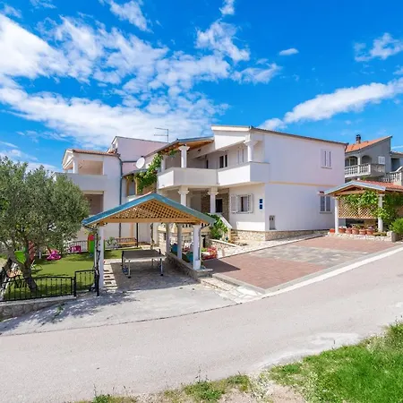 Frühstückspension Haus Josipa Maslenica
