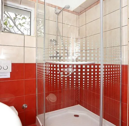 Haus Josipa לינה וארוחת בוקר מסלניקה