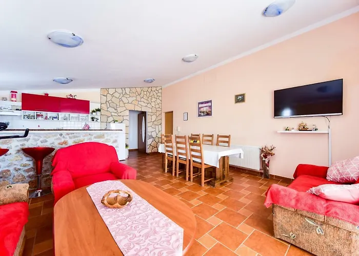 Haus Josipa לינה וארוחת בוקר 3*